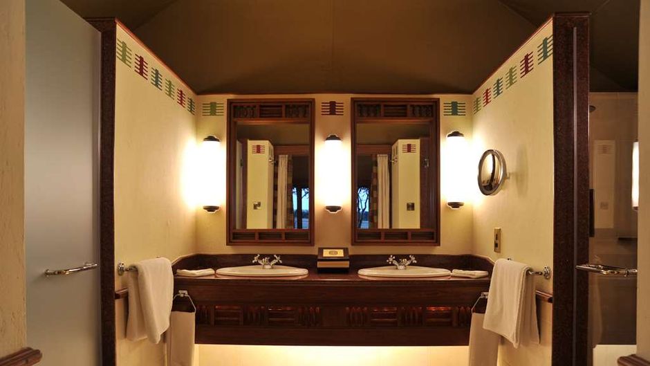 Sweetwaters Tented Camp Room