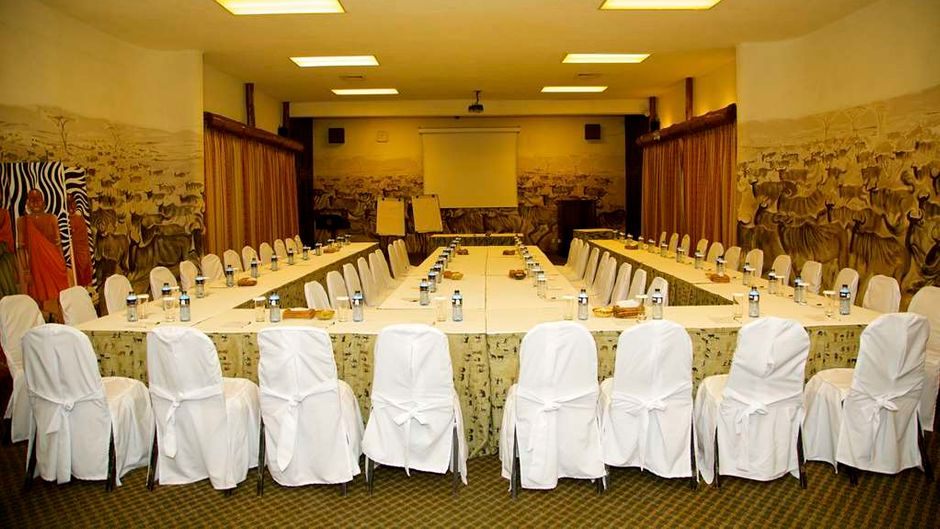Amboseli Serena Safari Lodge Meeting
