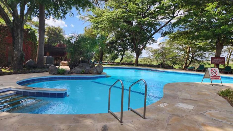Amboseli Serena Safari Lodge Pool