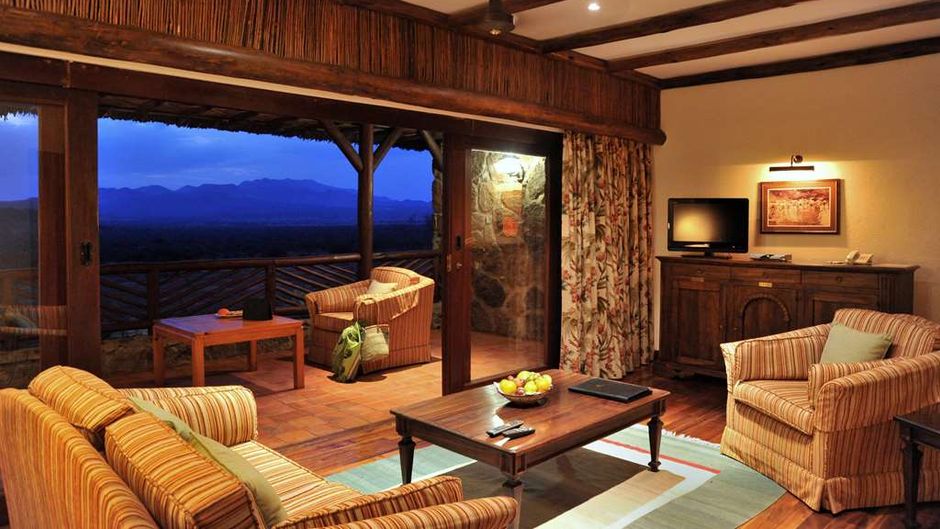 Kilaguni Serena Safari Lodge Suite