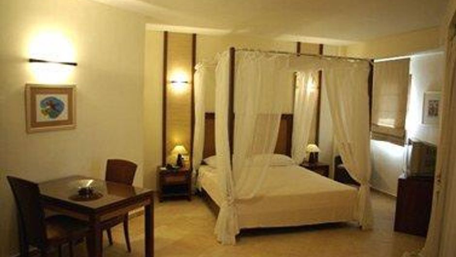 Olympion Sunset Room