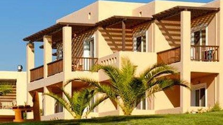 Horizon Beach Resort Exterior