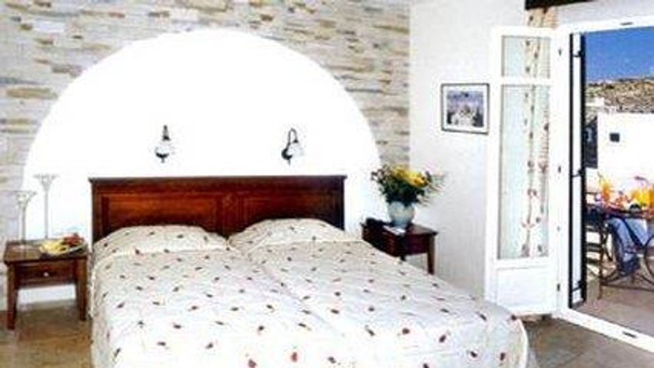 Naxos Palace Room