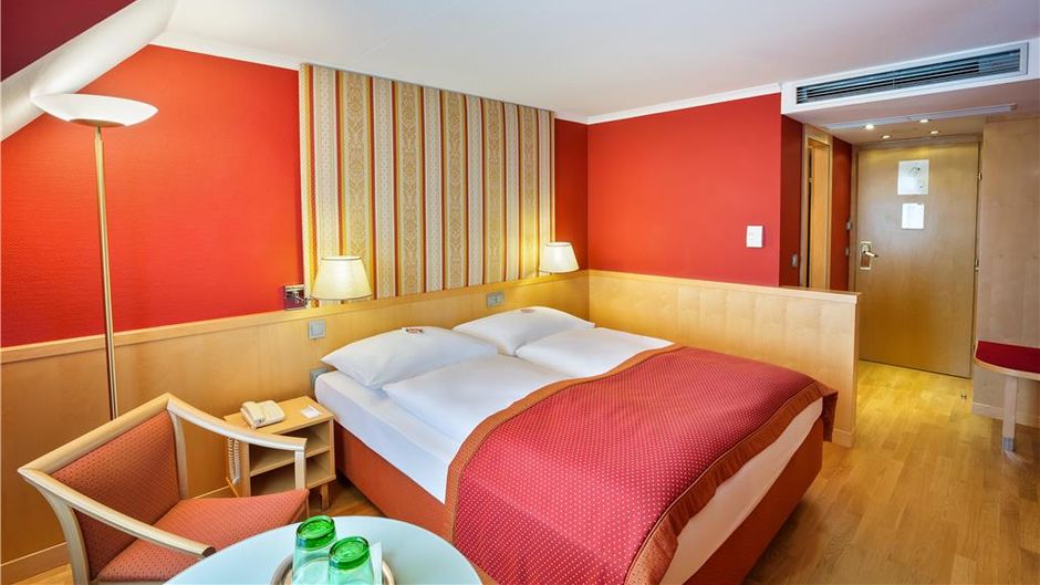 Austria Trend Hotel Ananas Room