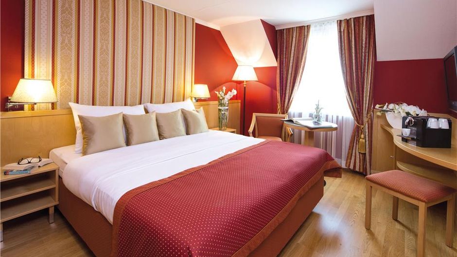 Austria Trend Hotel Ananas Room
