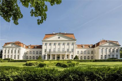 Austria Trend Schloss Wilhelminenberg