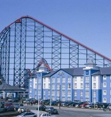 Big Blue Hotel