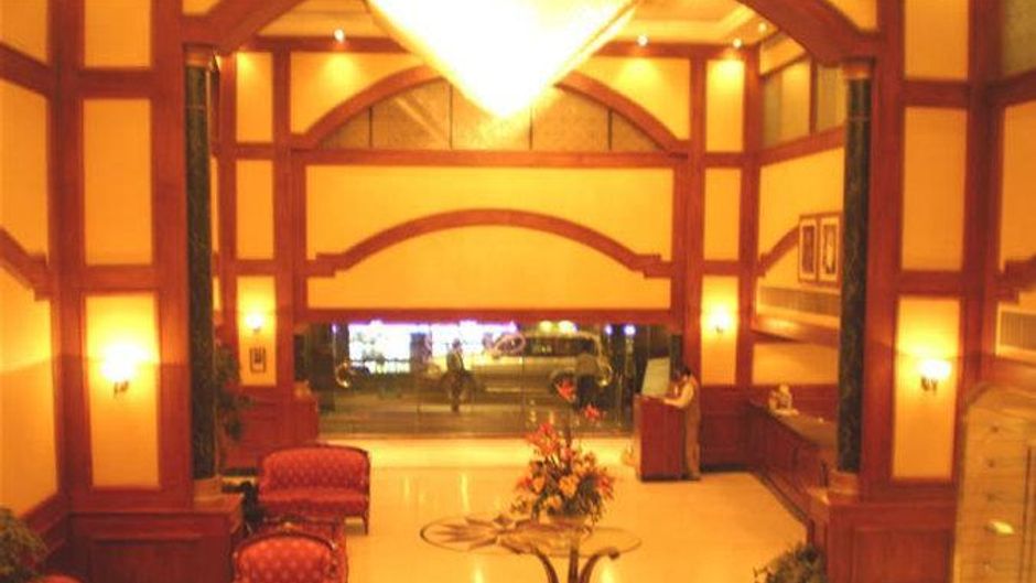 Carlton Tower Hotel Lobby