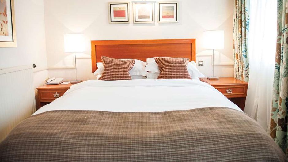The North Lakes Hotel Suite