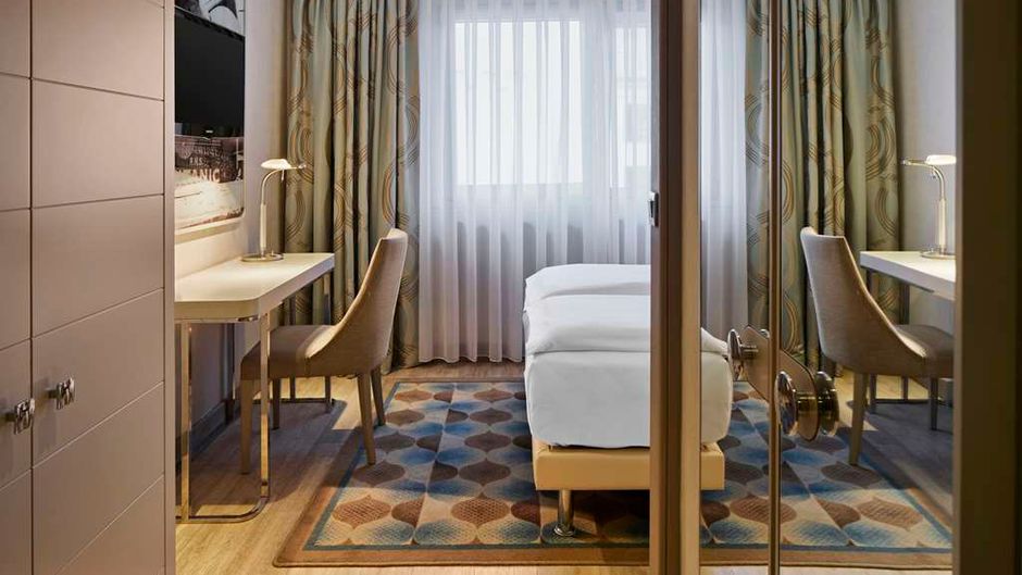 Titanic Comfort Hotel Berlin Mitte Room