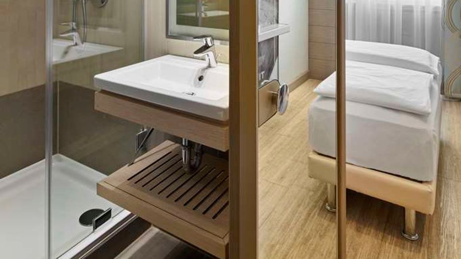 Titanic Comfort Hotel Berlin Mitte Room