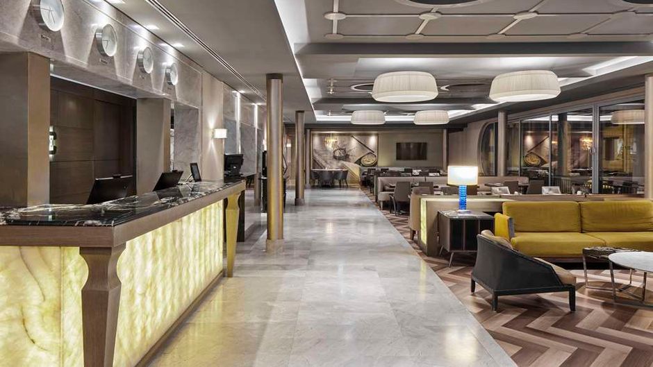 Titanic Comfort Hotel Berlin Mitte Lobby
