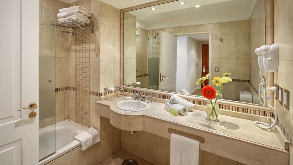 Intersur Recoleta Room