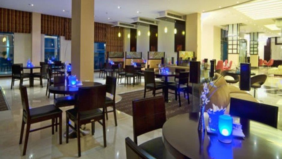 City Seasons Hotel Muscat Restaurant