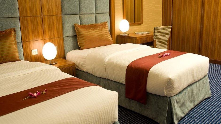 City Seasons Al Hamra Hotel Abu Dhabi Room