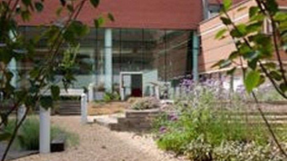 Conference Aston Exterior