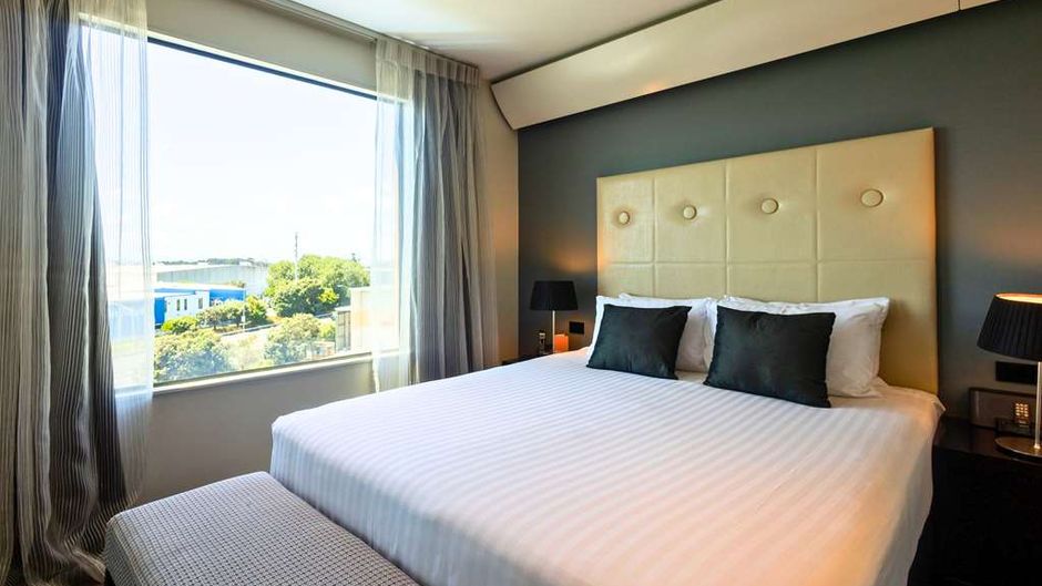 Sudima Hotel Auckland Airport Suite
