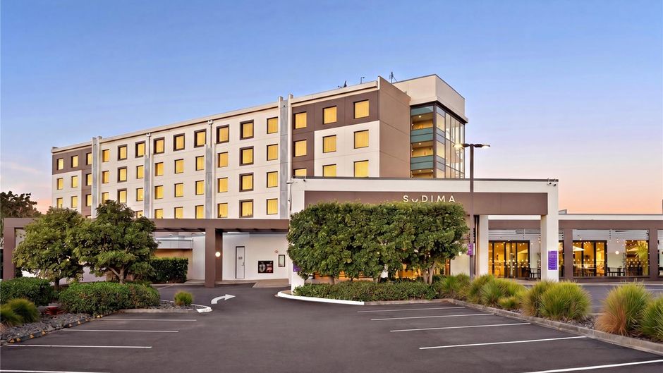 Sudima Hotel Auckland Airport Exterior