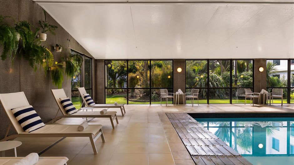 Sudima Hotel Auckland Airport Pool