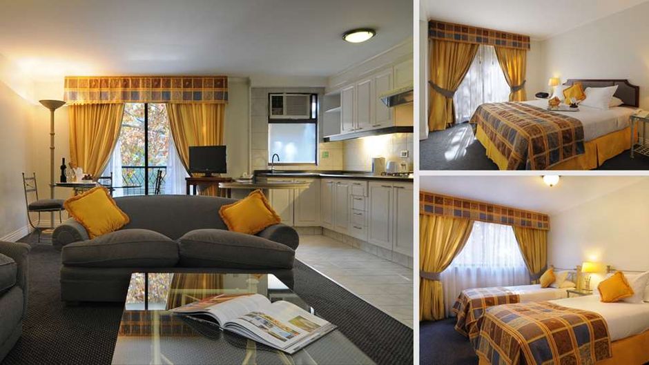 Park Plaza Apartments Room
