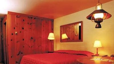 Dude Rancher Lodge