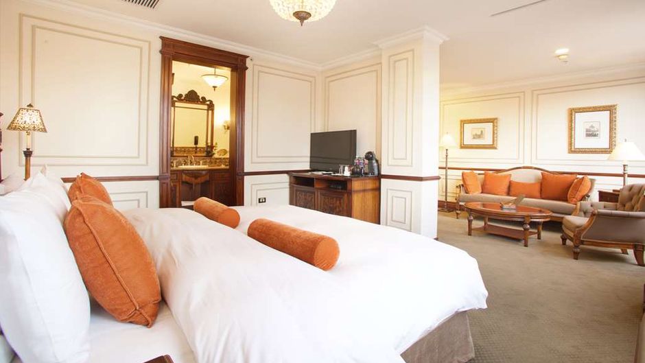 Hotel Plaza Grande Suite