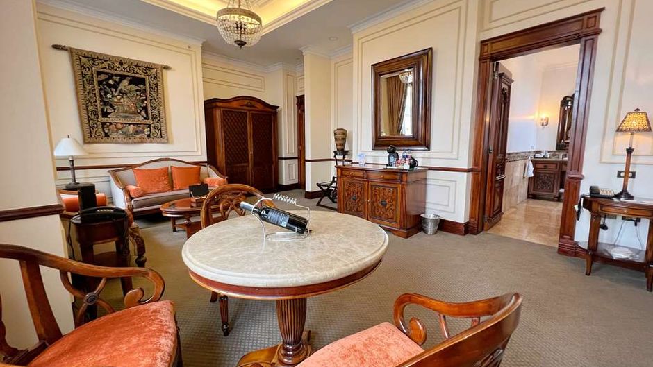 Hotel Plaza Grande Suite