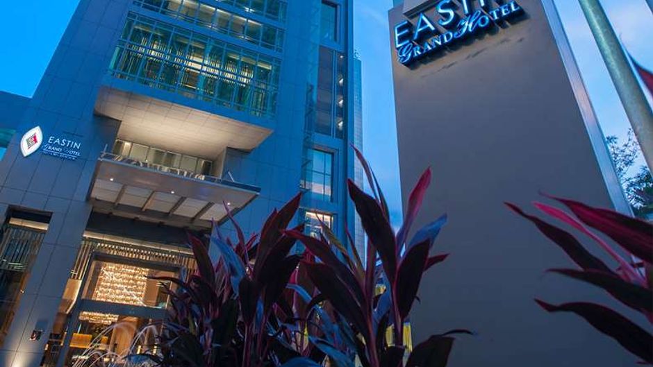 Eastin Grand Hotel Sathorn Bangkok Exterior