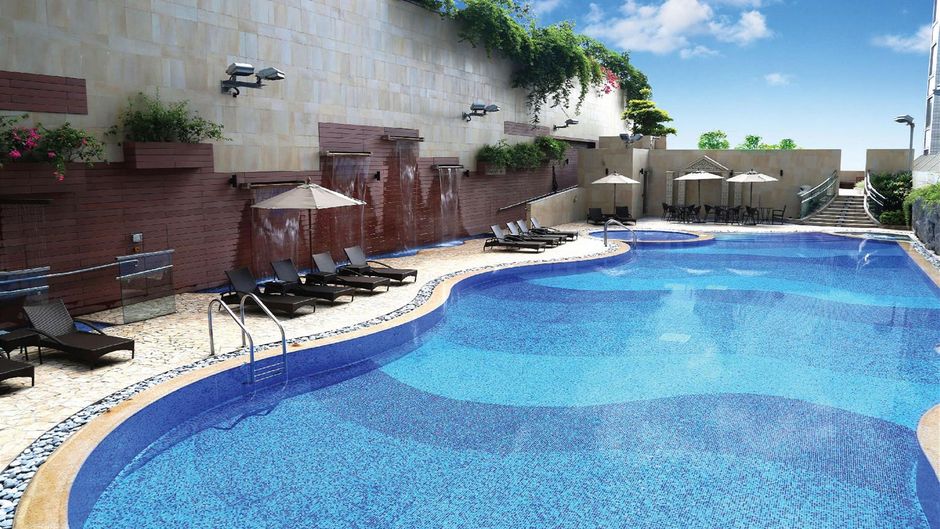 Harbour Plaza 8 Degrees Pool
