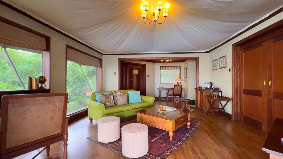 Lake Elmenteita Serena Camp Suite