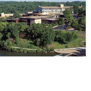 The Lodge of Four Seasons