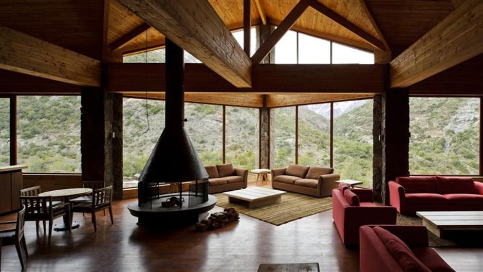 NOI Puma Lodge Lobby
