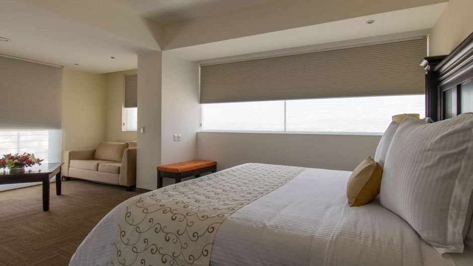 Hotel & Plaza Stadium Suite