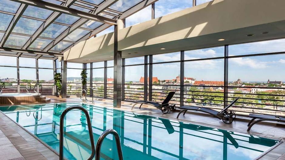 Qubus Hotel Krakow Pool