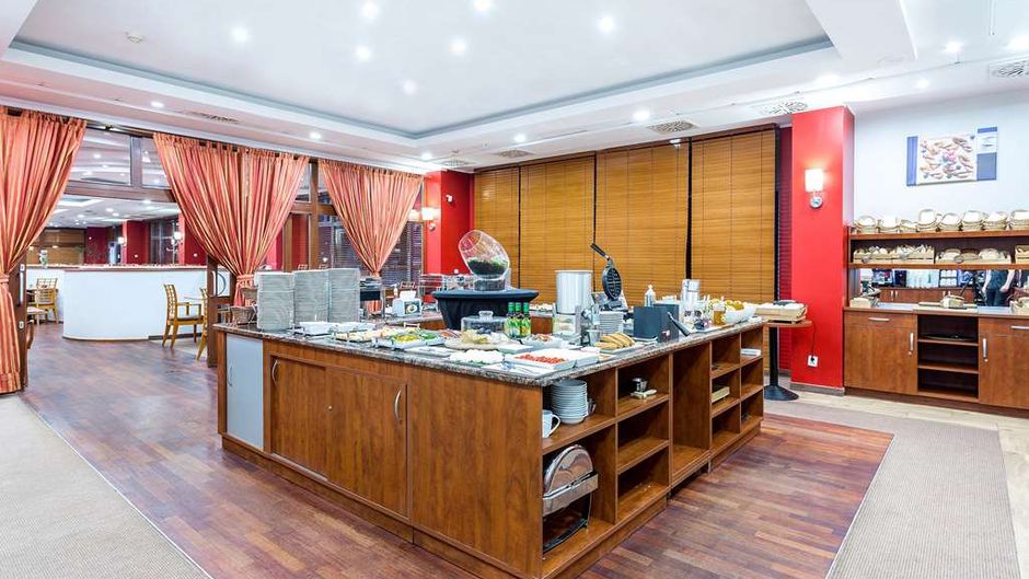 Qubus Hotel Restaurant