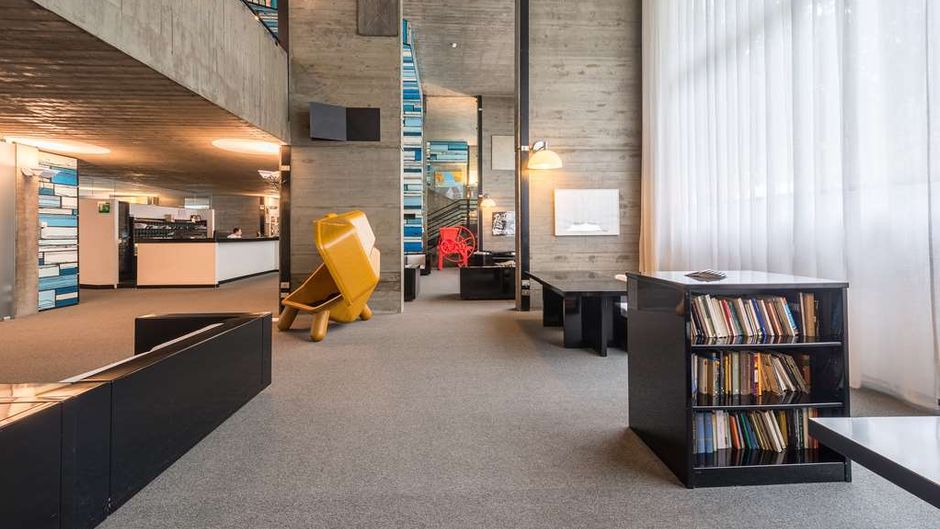 Du Parc Congtemporary Suites Lobby