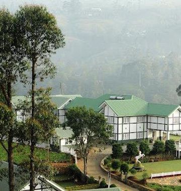 Amaya Langdale, Nuwara Eliya