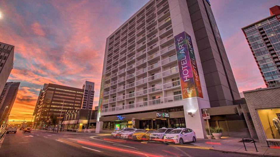 Hotel Arts Exterior