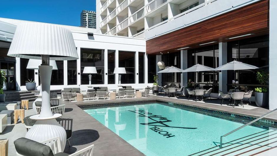 Hotel Arts Pool