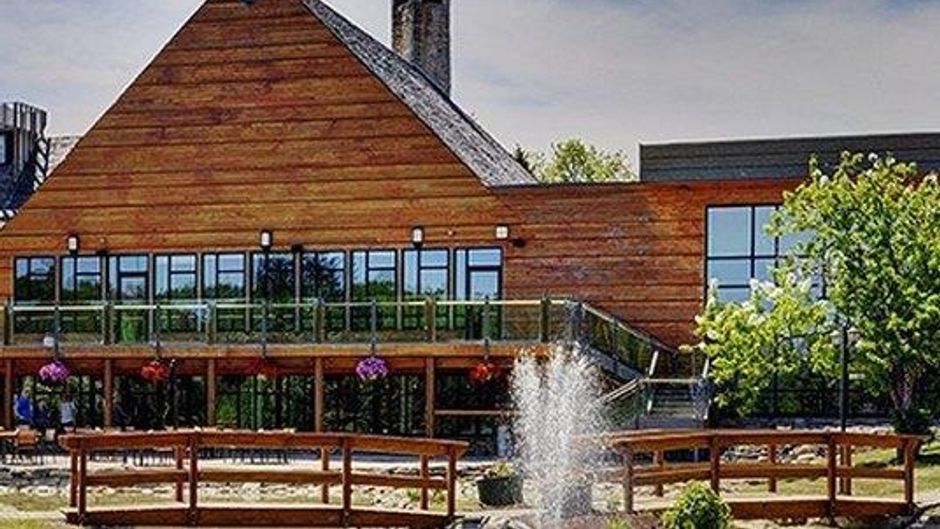 Lakeview Hecla Resort Exterior