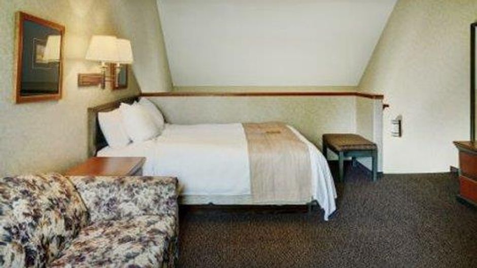 Lakeview Inn & Suites Hinton Room