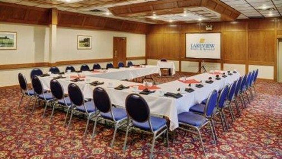 Days Inn by Wyndham Drayton Valley Meeting