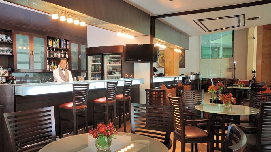 Suites Camino Real, La Paz Restaurant