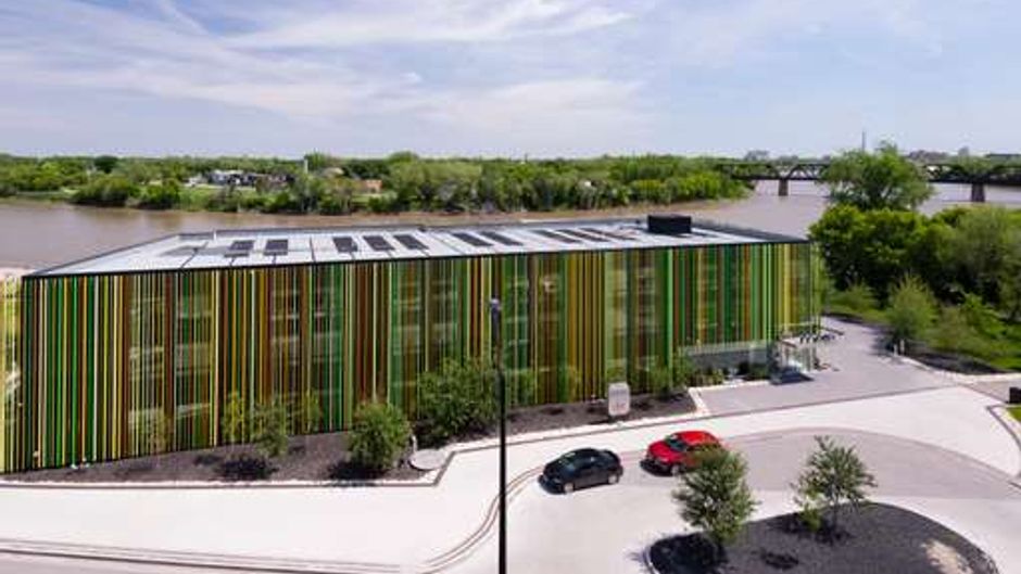 Mere Hotel Exterior