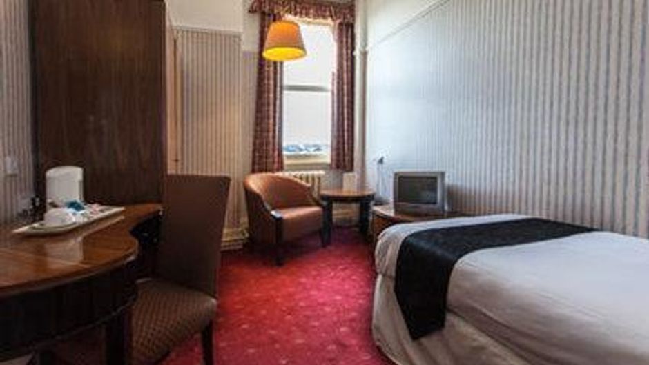 Britannia Prince of Wales Hotel Room