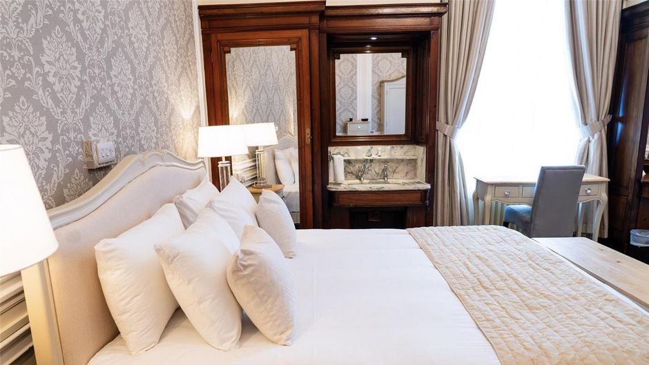 The Adelphi Hotel Suite