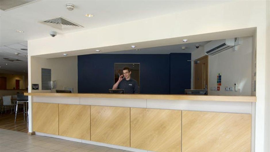 Britannia Hotel Edinburgh Lobby
