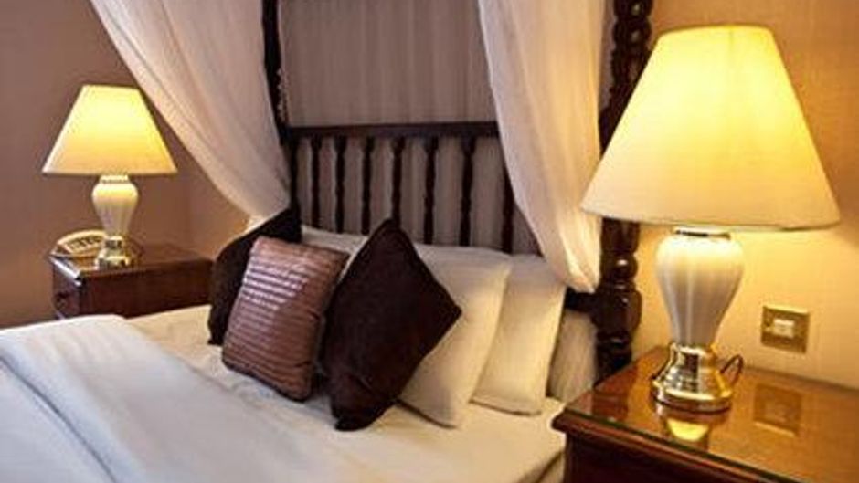 Britannia Hotel Room