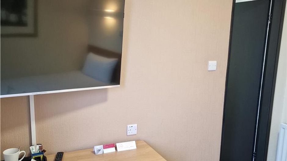 Britannia Hotel Room