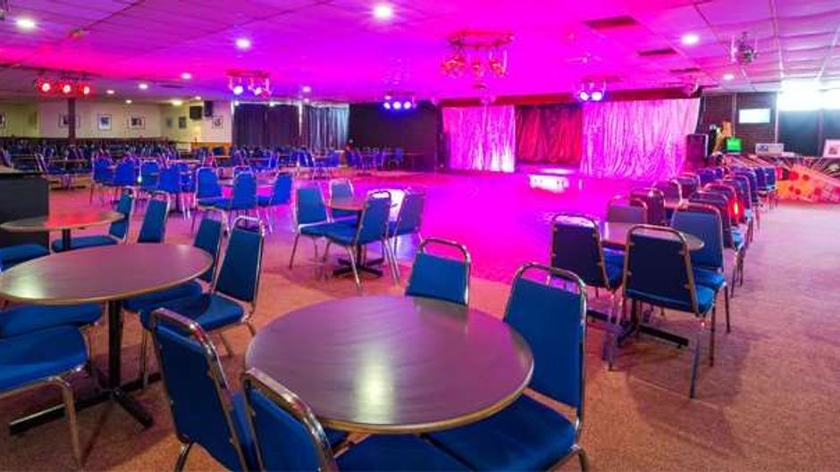 Grand Burstin Hotel Ballroom